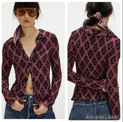 Top Free People Caught A Feeling rojo con botones cuello Peter Pan Y2K S Foto 1 de 4