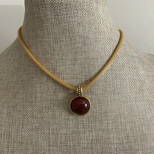 Vintage mesh chain circle orange brown cabochon pendant necklace - Picture 1 of 5
