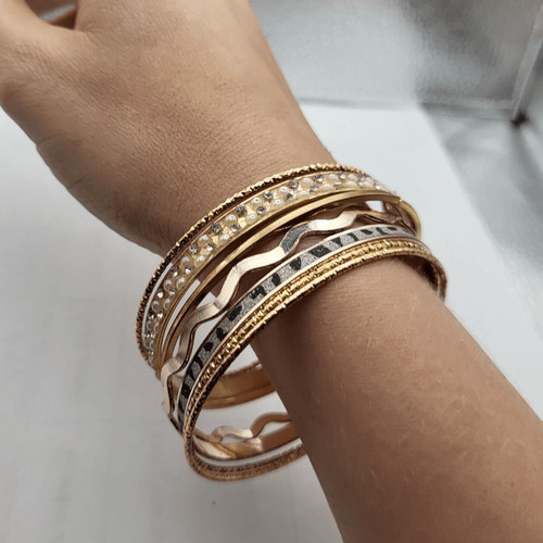 VALENTINO Set lotto di 8 braccialetti boho vintage anni 90