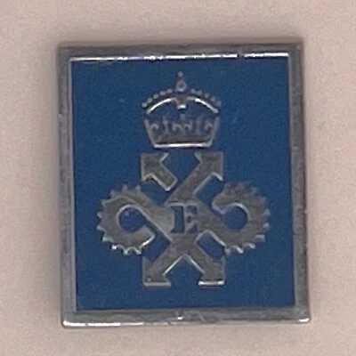 The Queens Award to Industry Enamel Pin Lapel Badge Enterprise Business Trade - Image 1 of 2