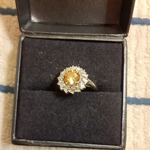 Size 7 Floral Sterling Ring Made With Fancy Amber Zirconia From Swarovski (352) - Picture 1 of 8