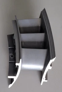 ROLLS ROYCE  JET ENGINE TURBINE  SEGMENT VANE -  Part Number:  JR11560A - Picture 1 of 14