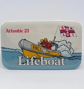 RNLI Atlantic 21 Klasse Rettungsboot Vintage Pin Abzeichen Küstenwache Seenotrettung UK - Bild 1 von 2