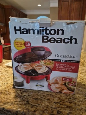  Hamilton Beach Quesadilla Maker: Red,Model 25409, Makes 6 Wedges.NEW!! - Image 1 of 4