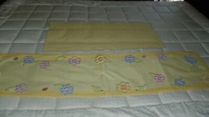 BLOOMS & BLOSSOMS TABLE SCARFS RUNNERS - Picture 1 of 1
