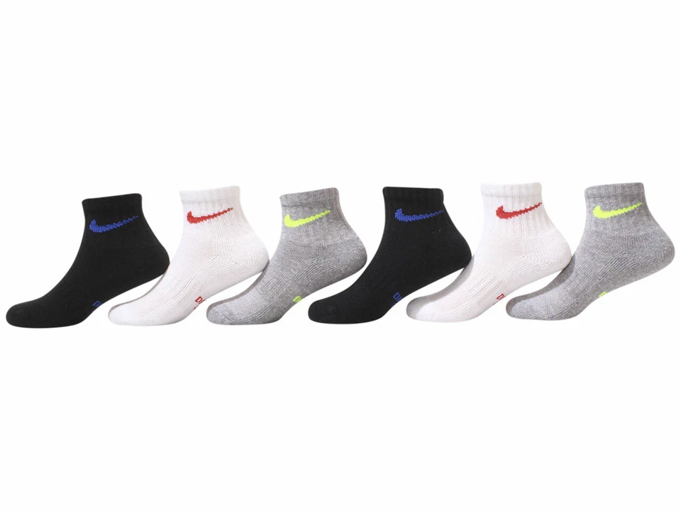 Calcetines deportivos Nike Dri-FIT para niños pequeños/niños pequeños cuartos Foto 1 de 1