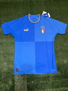 Puma Italy 2022 Home Player Jersey Size M - Picture 1 of 2