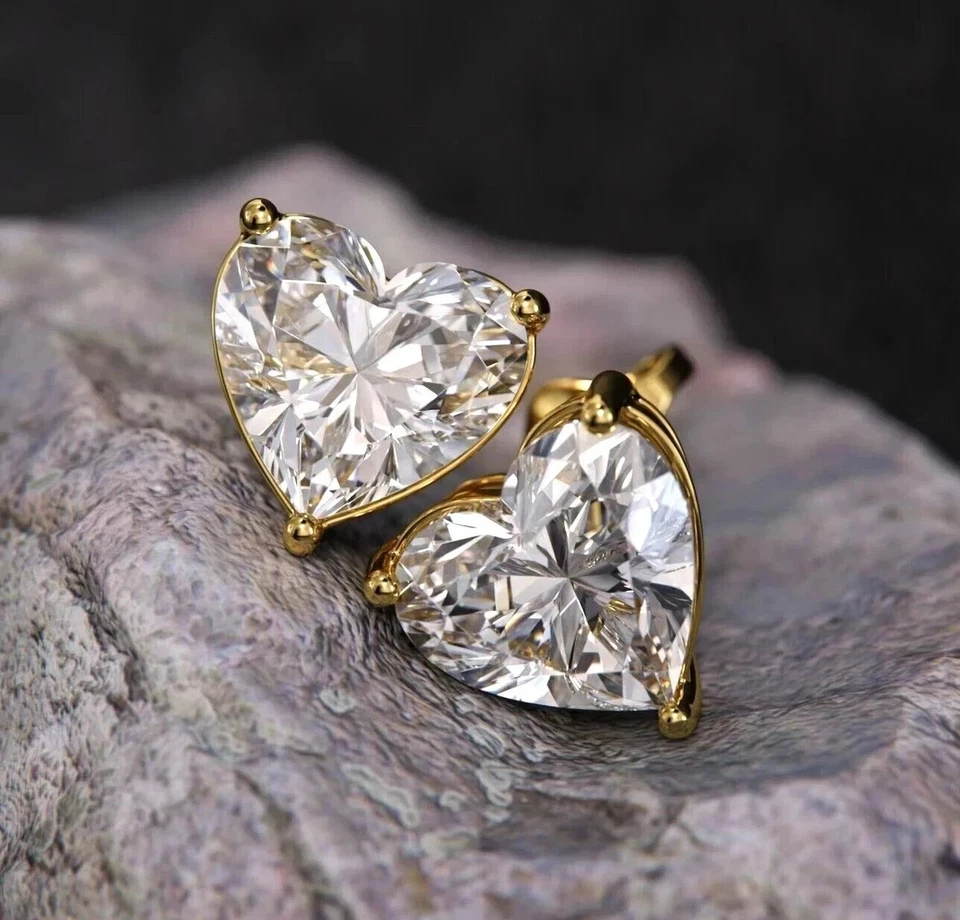 2 克拉心形切割实验室钻石女式耳钉 14K 镀黄金 — 第 1/4 张图片