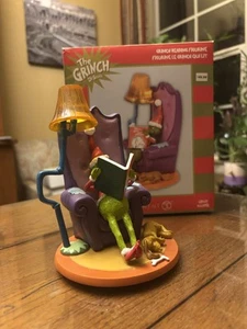 ⭐️Department 56 The Grinch⭐️”Grinch Reading Figur”⭐️2018 Retired⭐️RAR⭐️Mint - Bild 1 von 10