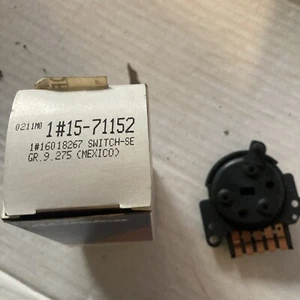 Corvette MANUAL HVAC SELECTOR ROTARY SWITCH - NOS # 16018267 - Picture 1 of 5