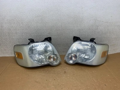2006 2007 2008 2009 2010 Ford Explorer Left+Right Set Headlights Oem V4935 DW - Image 1 of 4
