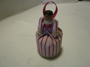 Muñeca clavija de extremo de topo de costura vintage con cinta métrica retráctil en funcionamiento Alemania - Imagen 1 de 17