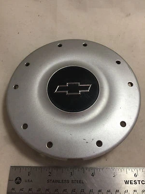 1997-05 Chevrolet Chevy Malibu Silver Wheel Center Hubcap Hub Cap OE OEM 9594285 - Image 1 of 4