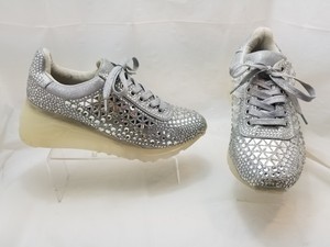 steve madden silver tennis shoes