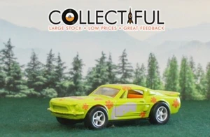 RACING CHAMPIONS - DAPHNE SCOOBY DOO - 68 MUSTANG - DIECAST 1:63 ๐ฅ 294 - Picture 1 of 6
