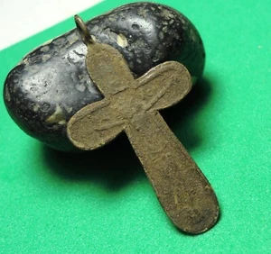 Antiguo colgante usable cruz de bronce antiguo raro C246 - Imagen 1 de 5