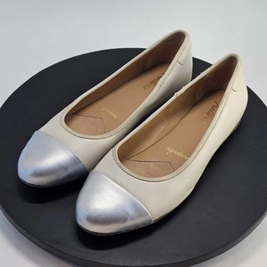 Trotters Mujer Clara Redondeada Puntera-Puntera Plana, Marfil Plata, Talla 9.5 M, Cuero - Imagen 1 de 9