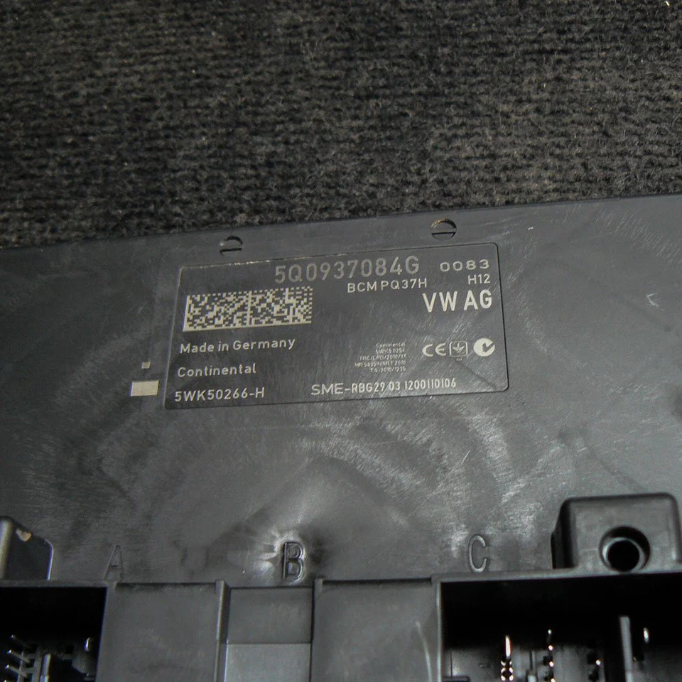 Centralina Comfort AUDI A3 8V1, 8VK 5Q0937084G 1.4 Benzina 90kw 2013 1663305 - Immagine 1 di 1