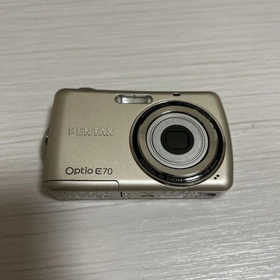 PENTAX Optio E70 Compact Digital Camera AA battery powered with 2GB SD card - Image 1 of 4