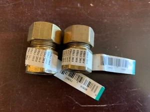 Lotto accoppiatore femmina 5/8" x 1/2" x2pz raccordo a compressione FLF 766 750066-1008 nuovo - Foto 1 di 3