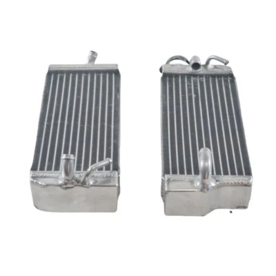 Radiador de refrigeración de aluminio para gas EC400 EC450 SM450 FSE450 2002-2004 2003 Foto 1 de 4