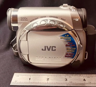 JVC GR-D230 500x Zoom Mini DV/SD Digital Video Camera. PAL. Excellent condition. - Image 1 of 4
