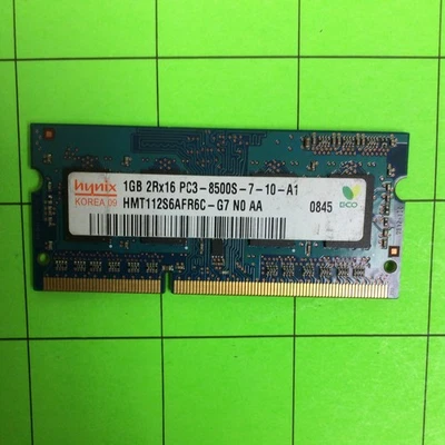 Hynix HMT112S6AFR6C-G7 1GB PC3-8500S Random Access Memory RAM - Image 1 of 3