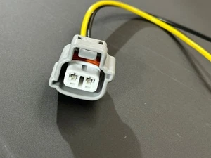 2005-2016 Scion tC xB xD For 2-Way Windshield Washer Pump Connector - Picture 1 of 3