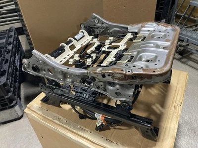 MONTAJE DE ORUGA ASIENTO ELÉCTRICO FORD F-150 caja abierta, oxidación menor. ¡ENVÍO GRATUITO! Foto 1 de 4