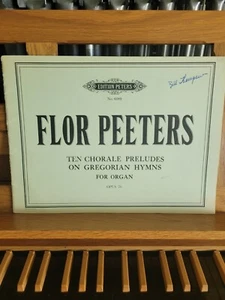 * Flor Peeters: 10 preludios corales sobre himnos gregorianos, op 76; órgano (Peters) - Imagen 1 de 1