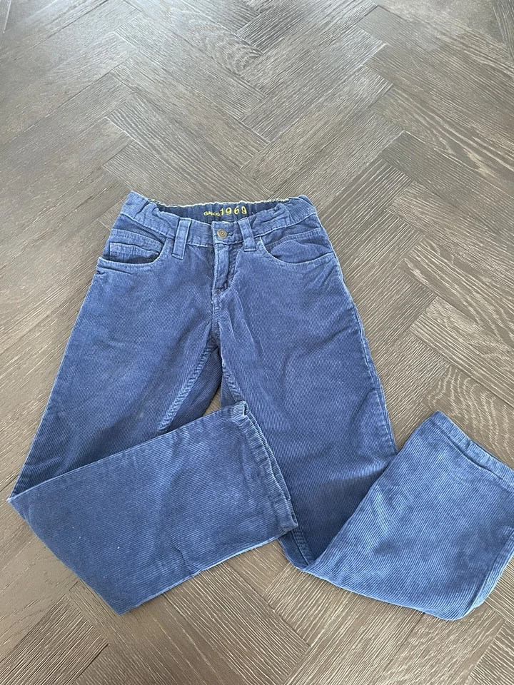 Pantalones de pana Gap para niños talla 7 Foto 1 de 4