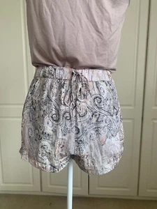 Zara paisly print satin shorts. Size XS #WSH623 - Picture 1 of 6