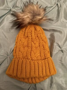 Mustard Wool Bobble Hat Fluffy Bobble New Look - Picture 1 of 1