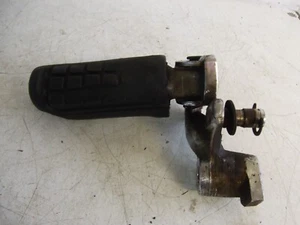 YAMAHA XJ750 MAXIM LEFT-HAND FRONT FOOTREST - Picture 1 of 6