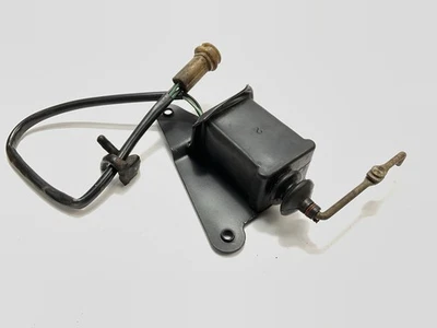 Actuador de cerradura de puerta lateral izquierda #31 usado fabricante de equipos originales para Datsun 280zx 1979-1983 Foto 1 de 4