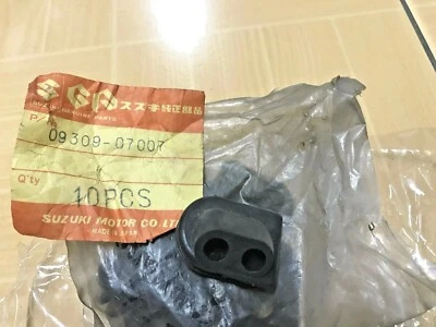 Suzuki 75-77 RV90 RV90M/A/B Oeillet de tuyau de carburant NOS Genuine Japan P... - Photo 1/2