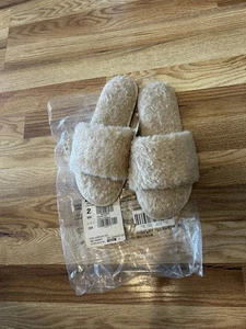 J.Crew Damengröße 9 flauschige Lammfell-Pantoletten Slipper hellkhaki neu mit Etikett - Bild 1 von 4