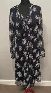 Phase Eight Dress Size UK 14 Lovely Floaty Cool Material Perfect For Summer - Picture 1 of 4