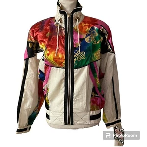 Chaqueta cortavientos de nailon para mujer East West de colección almohadillas para el hombro cremallera completa talla S nueva de colección - Imagen 1 de 7