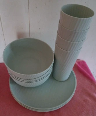 12 pcs Mainstays Plastic Dinner Plates,Cereal Bowls &Tumblers Swirl Etched teal - Image 1 of 4