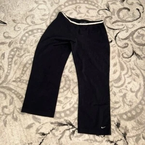 Nike large capri - Picture 1 of 1