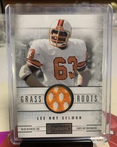 2012 Panini Playbook Lee Roy Selmon parche de raíces de hierba/49 bucaneros Tampa Bay - Imagen 1 de 2