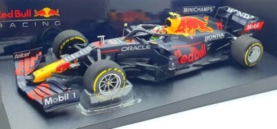 Minichamps 1/18 Scale 110 211911 Red Bull RB16B F1 Mexican GP 2021 Perez #11 - Photo 1/4