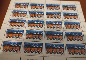US Stamps unused Scott #3174 Woman in Military Service FV$6.40 - Picture 1 of 1