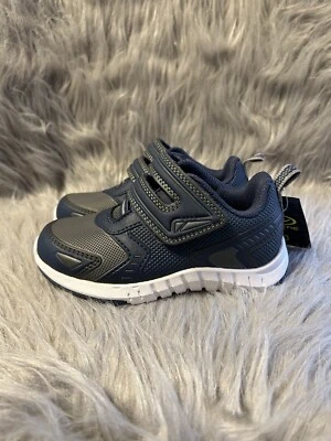 Zapatillas deportivas Athletic Works para niños talla 10 azules con correas ajustables Foto 1 de 4