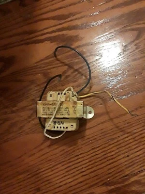 WHITE RODGERS S84A-420 120V/24V 40VA TRANSFORMER - Image 1 of 4