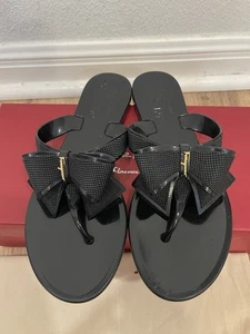 Sandalias de Tanga SALVATORE FERRAGAMO Bali Jelly Talla 6 Negras - Imagen 1 de 4