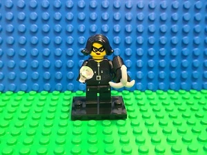 Lego Jewel Thief Minifigur Serie 15 komplett Sammlerstück 71011 CMF Lot selten  - Bild 1 von 4