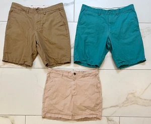 (3) Men’s Old Navy & Goodfellow Chino Shorts | Size 34 | EUC LN - Picture 1 of 10