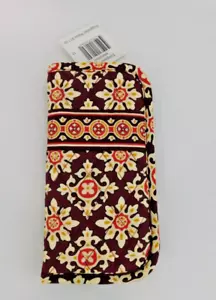 VERA BRADLEY Eyeglass Glasses Case - Medallion - New with Tag - Picture 1 of 3